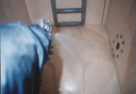 高架水槽清掃消毒